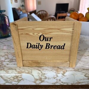 Wooden Bread Slicer/Cutting Board- Natural Finish